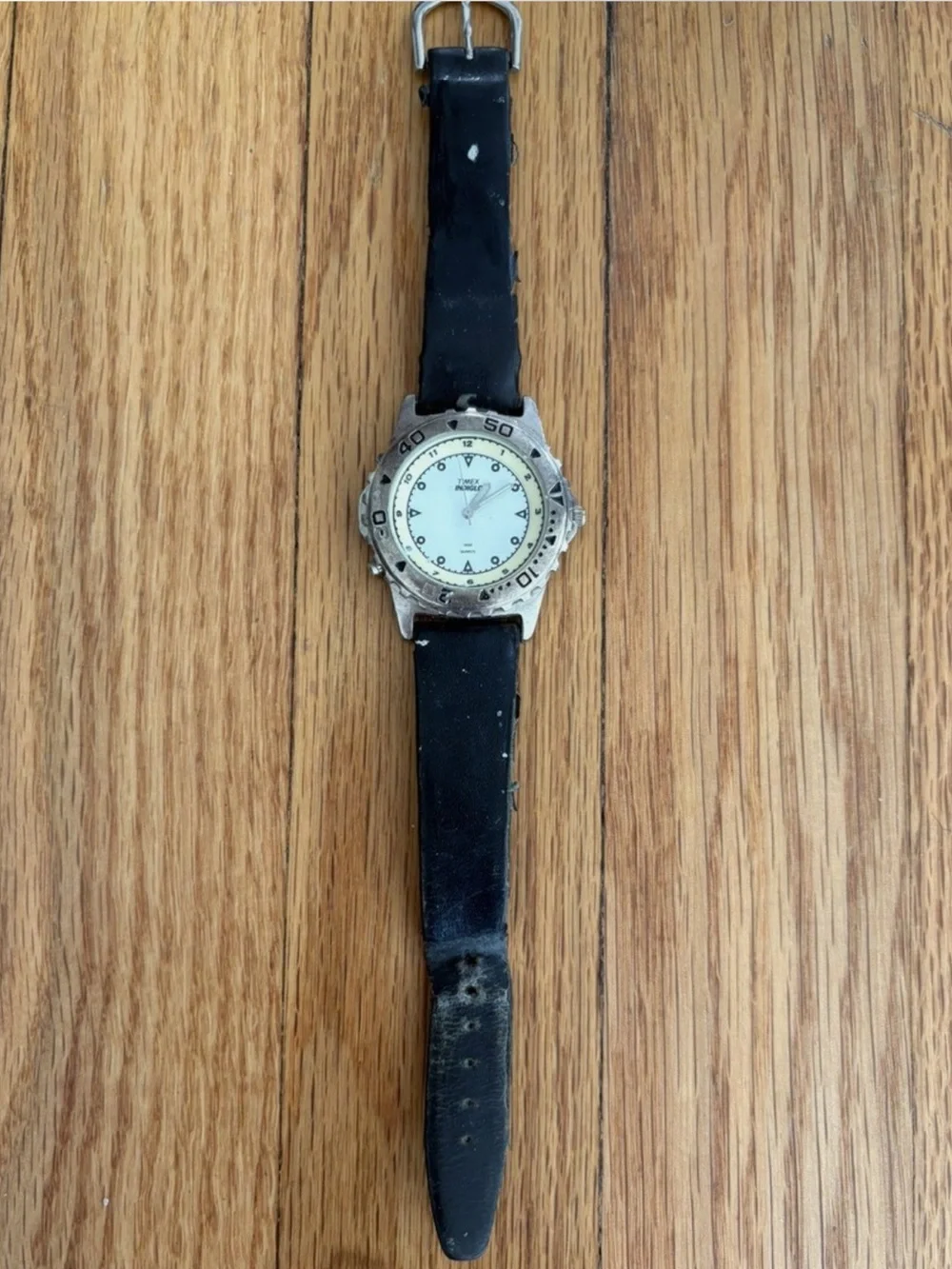 Vintage Timex Indiglo Quartz CR 1025 Cell Watch Leather Strap
